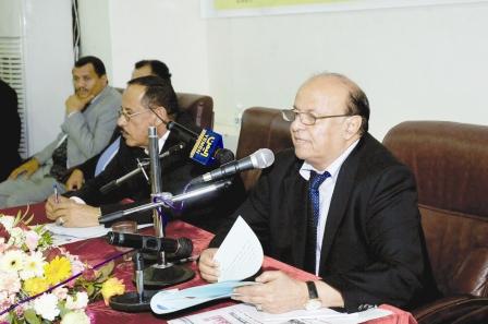 نائب الرئيس يلقي كلمته لدى لقائه قيادات المؤتمر الشعبي العام وقيادات التحالف الوطني الديمقراطي بحجة أمس